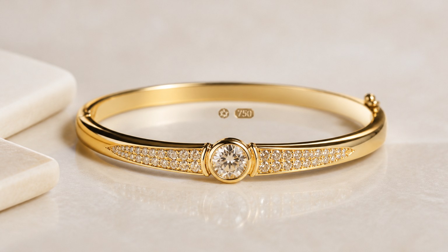 Bijou or 18 carats poinçon 750 et marque italienne